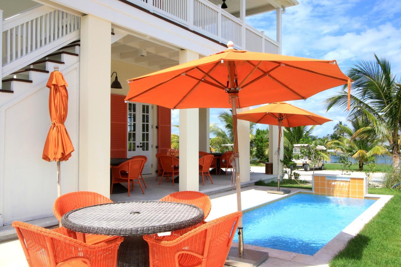The Sandpiper Inn Crossing Rocks Exterior photo