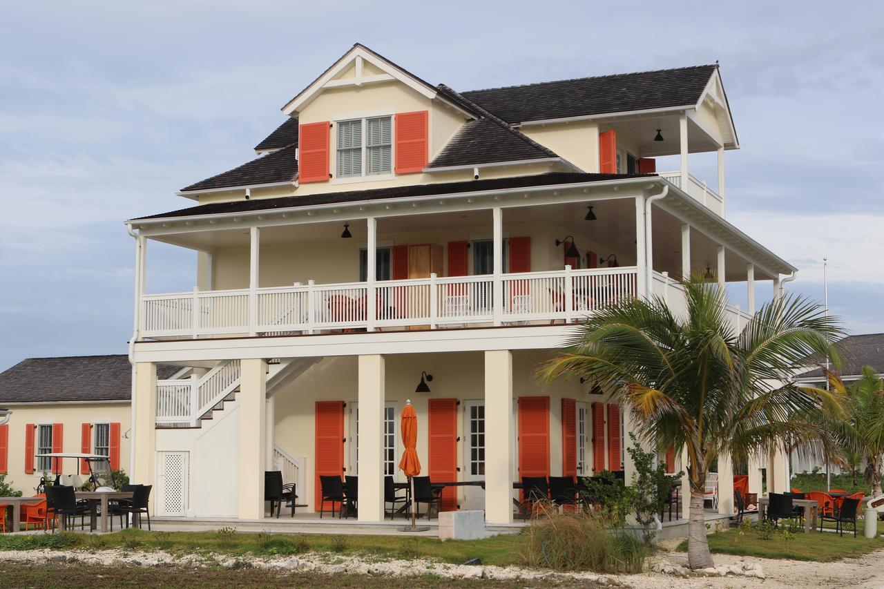 The Sandpiper Inn Crossing Rocks Exterior photo